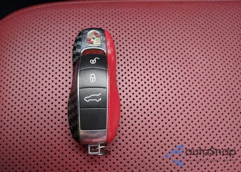 2016 Porsche Macan Turbo z USA, uszkodzony, nr VIN WP1AF2A53GLB94135